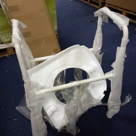 NRS HEALTHCARE M66625 MOWBRAY TOILET SEAT AND FRAME LITE