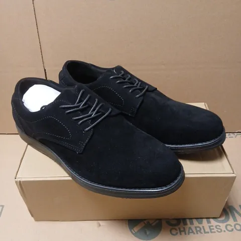 THOMAS BLUNT BLACK SUEDE DERBY SHOES – MEN'S, UK 11 