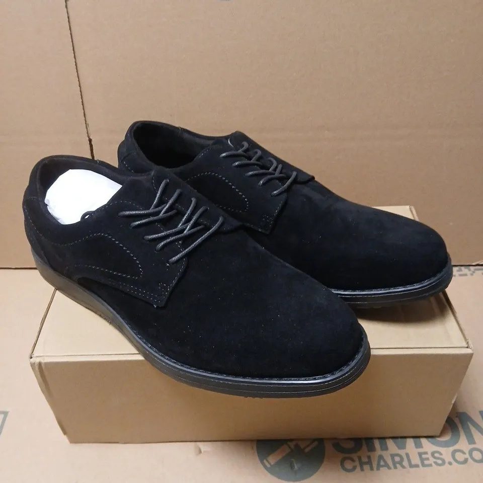 THOMAS BLUNT BLACK SUEDE DERBY SHOES – MEN'S, UK 11