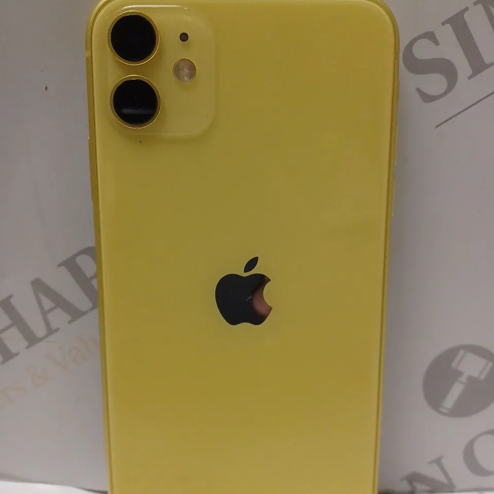 IPHONE 11 64GB YELLOW