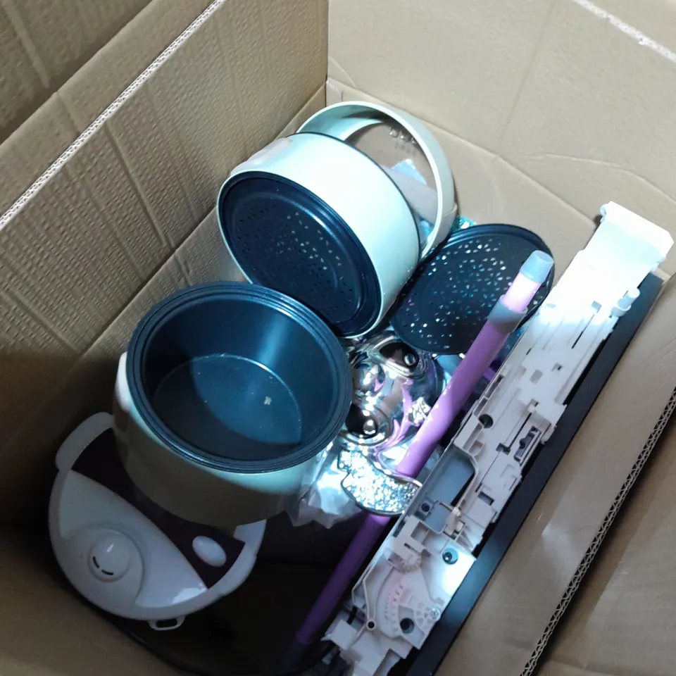 BOX OF APPROXIMATELY 10 ITEMS TO INCLUDE STITCH LAMP, PORTABLE BRUSH, BACK ROLLER ETC