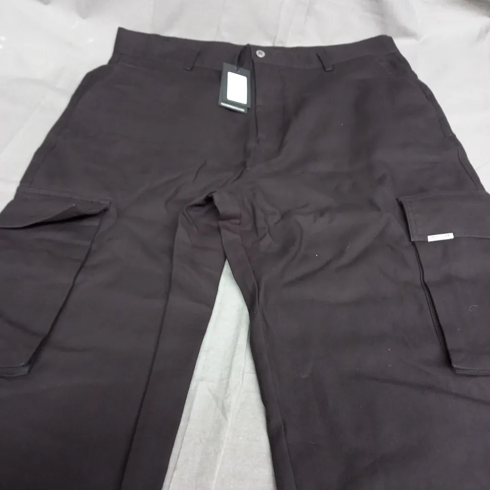 REPRESENT BAGGY CARGO PANTS IN BLACK - XL