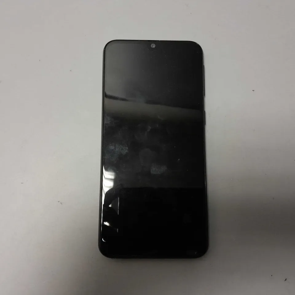 SAMSUNG SMART PHONE - MODEL UNSPECIFIED