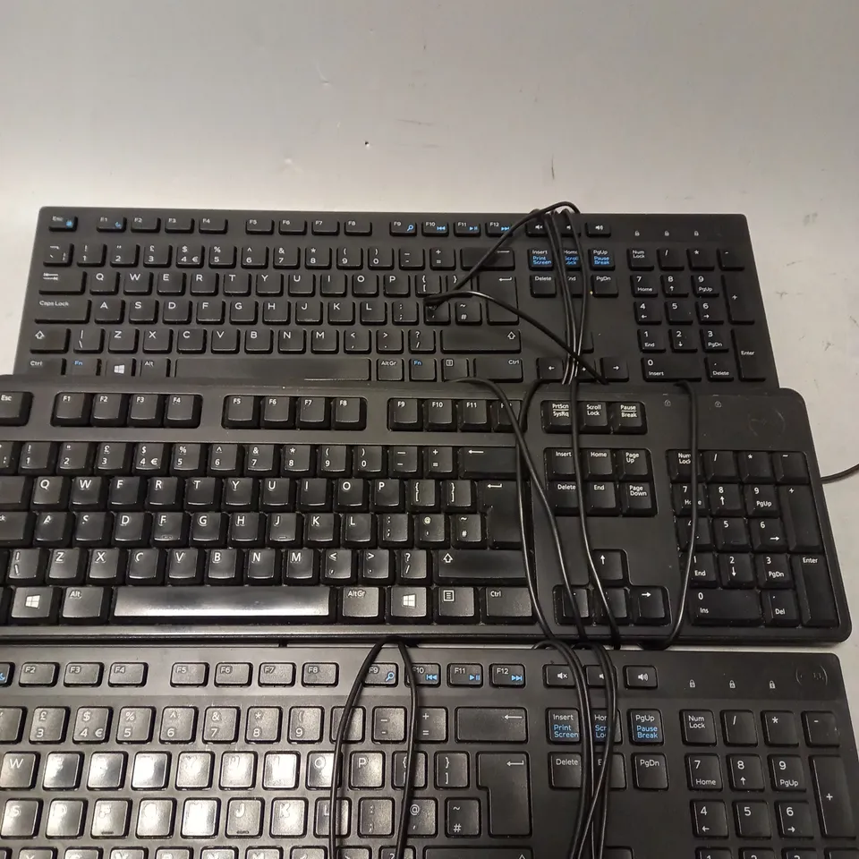 BOX OF APPROXIMATELY 12 ASSORTED KEYBOARDS TO INCLUDE -DELL