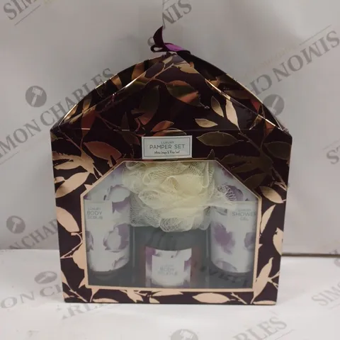 BOXED SEALED LUXURY PAMPER BATH SET 