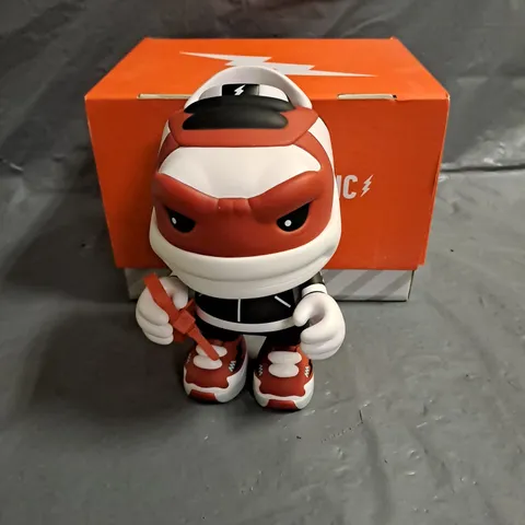 BOXED SUPERPLASTIC SHUDOG SOFT VINYL FIGURE IN OFF RED 