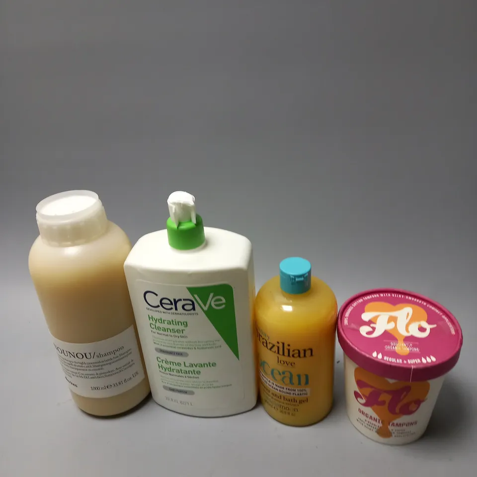 LOT OF APPROXIMATELY 20 COSMETICS ITEMS TO INCLUDE TAMPONS , SHOWER GEL ,  HAND CREAM , ETC  