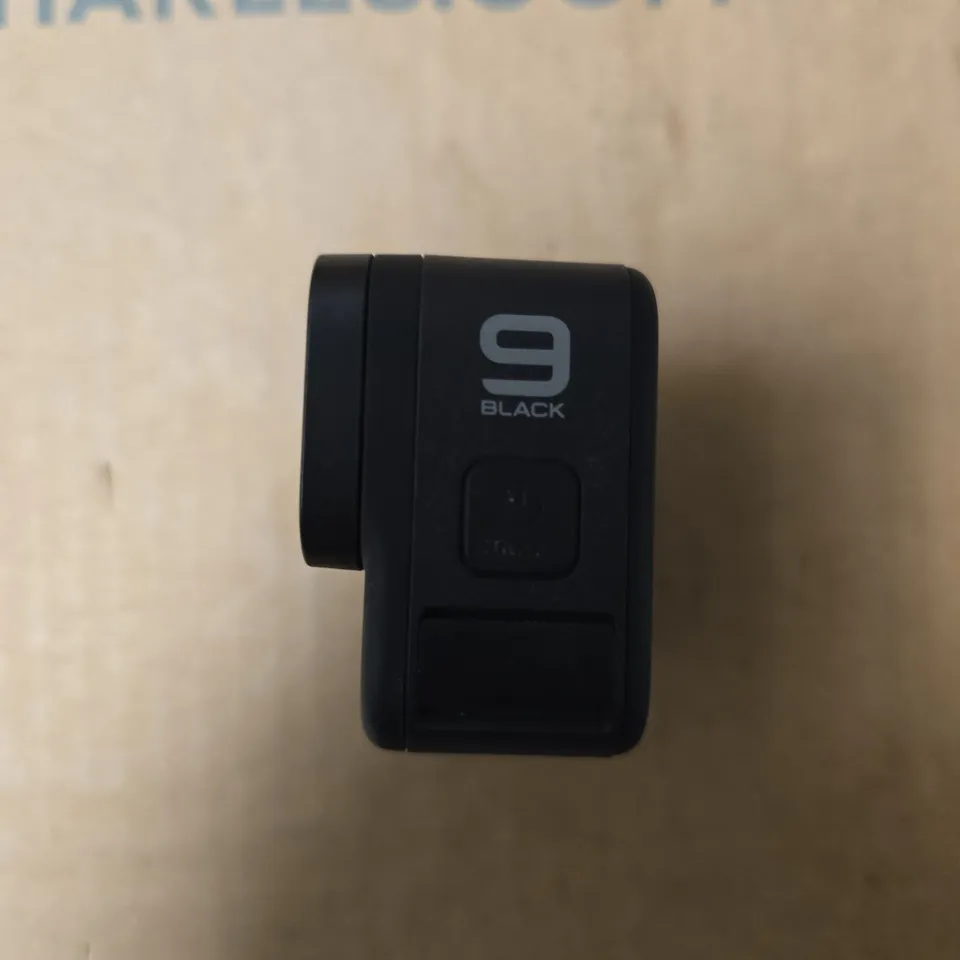 GOPRO HERO9 BLACK ACTION CAMERA WITH CARRY CASE AND ACCESSORIES