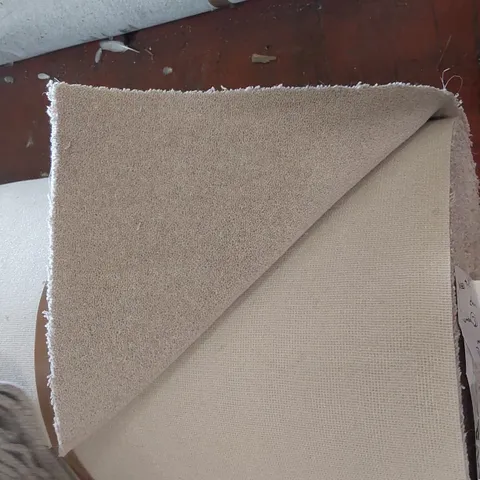 ROLL OF QUALITY ROSEDALE COTE HILL CARPET - APPROXIMATELY 4 x 30m