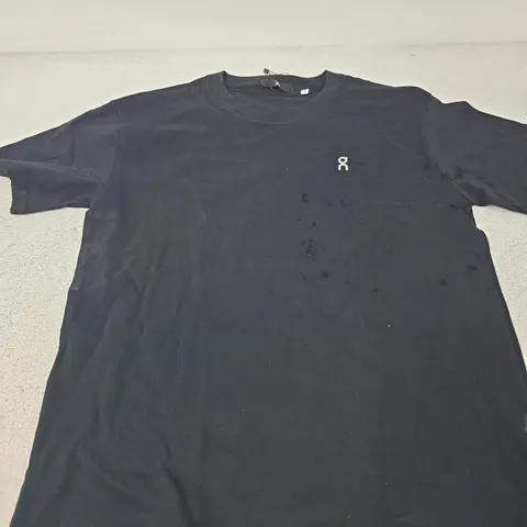 ON CLOUD CASUAL TEE - SIZE SMALL
