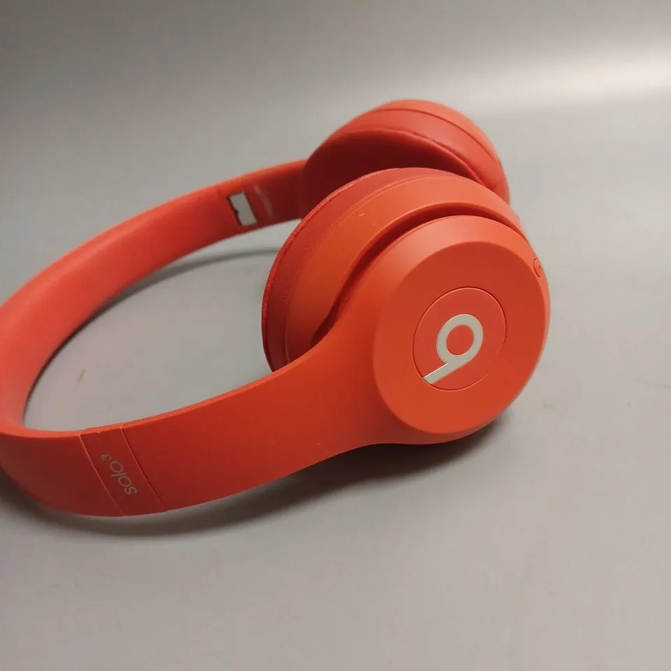 BEATS SOLO 3 WIRELESS HEADPHONES 