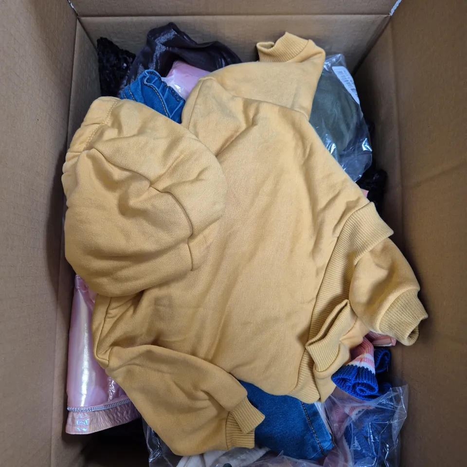 MEDIUM BOX OF ASSORTED KIDS CLOTHING ITEMS IN VARIOUS COLORS, SIZES AND STYLES