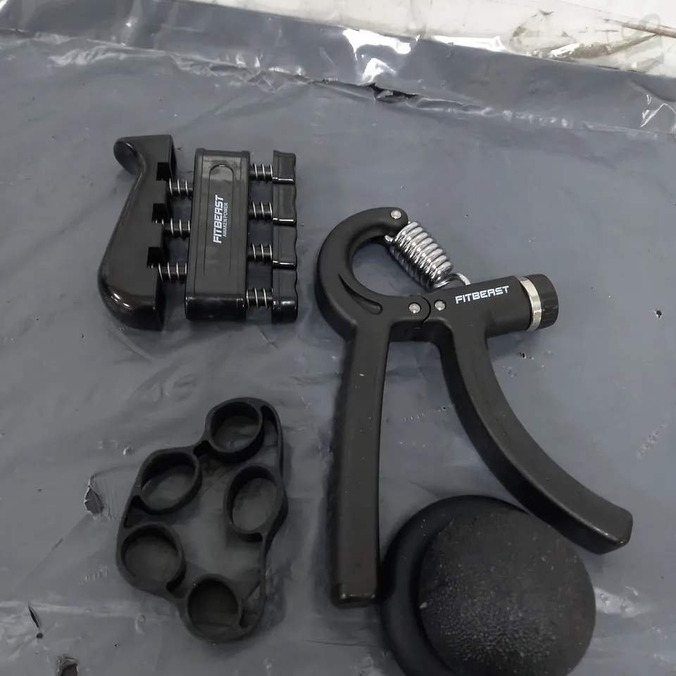 BOXED FITBEAST HAND GRIP WORKOUT KIT 