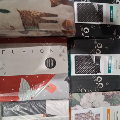 APPROXIMATELY 20 ITEMS OF ASSORTED BRAND NEW BEDDING TO INCLUDE; SLEEPDOWN, FUSION AND BED LAM