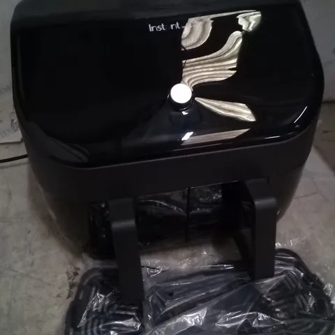 BOXED INSTANT VORTEX 8 IN 1 PLUS DOUBLE AIR FRYER 7.6L