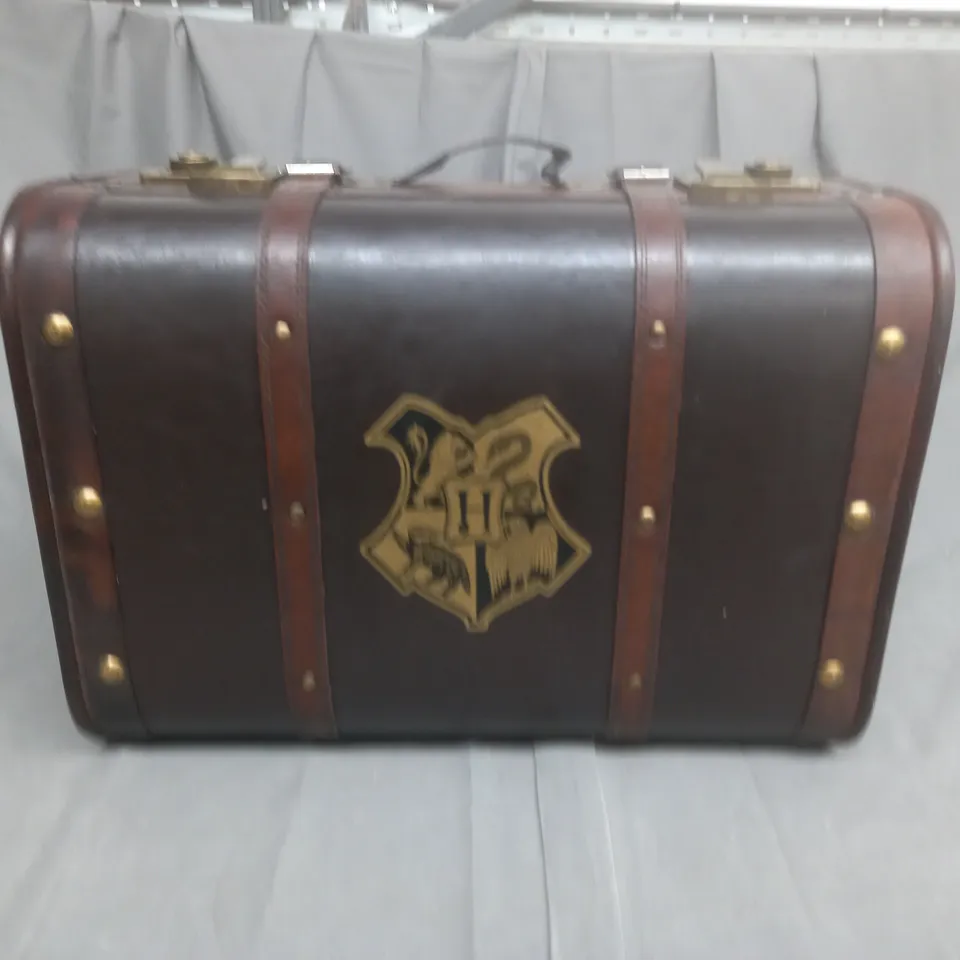 HARRY POTTER RETRO SUITCASE