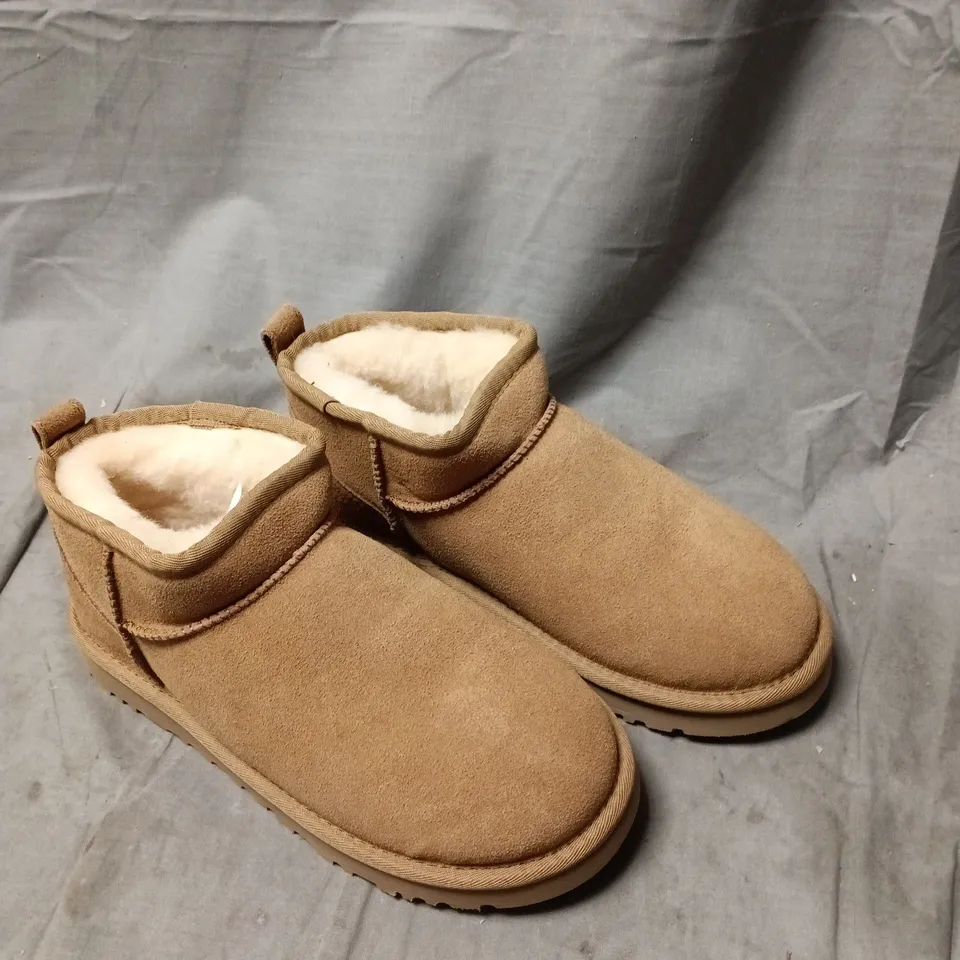UGG TAN SUEDE SHEARLING-LINED BOOTS SIZE 5