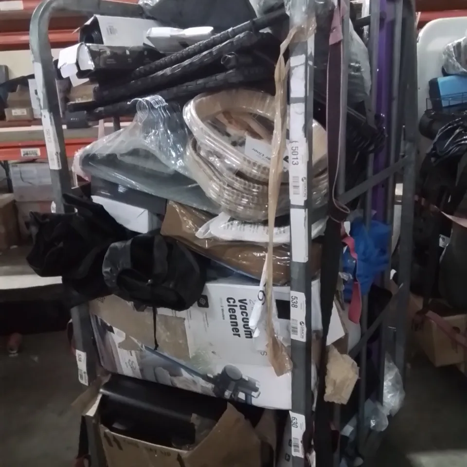 CAGE OF ASSORTED HOUSEHOLD GOODS AND PRODUCTS TO INCLUDE;AIR FRYER,VACUUM CLEANER,COAT HANGERS,RETRACTABLE SAFETY GATE