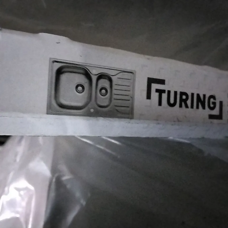 BOXED TURING 1.5 BOW SINK AND DRAINER 