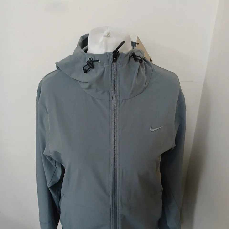 NIKE LOGO LIGHTWEIGHT ZIPPED COAT SIZE S