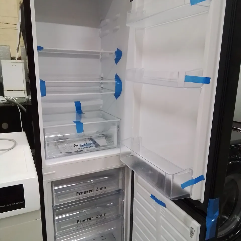 RUSSELL HOBBS FREESTANDING FRIDGE FREEZER IN BLACK - (RH54FF180B)