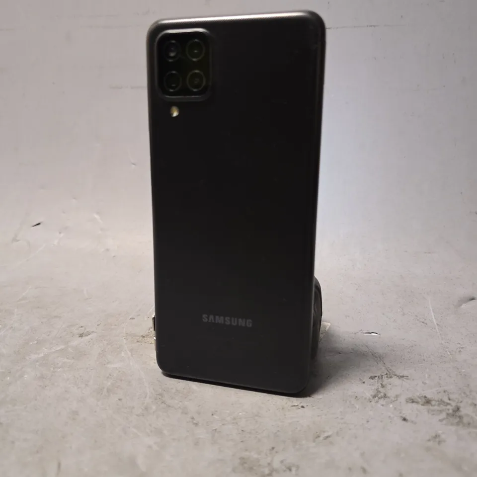 SAMSUNG GALAXY A12 