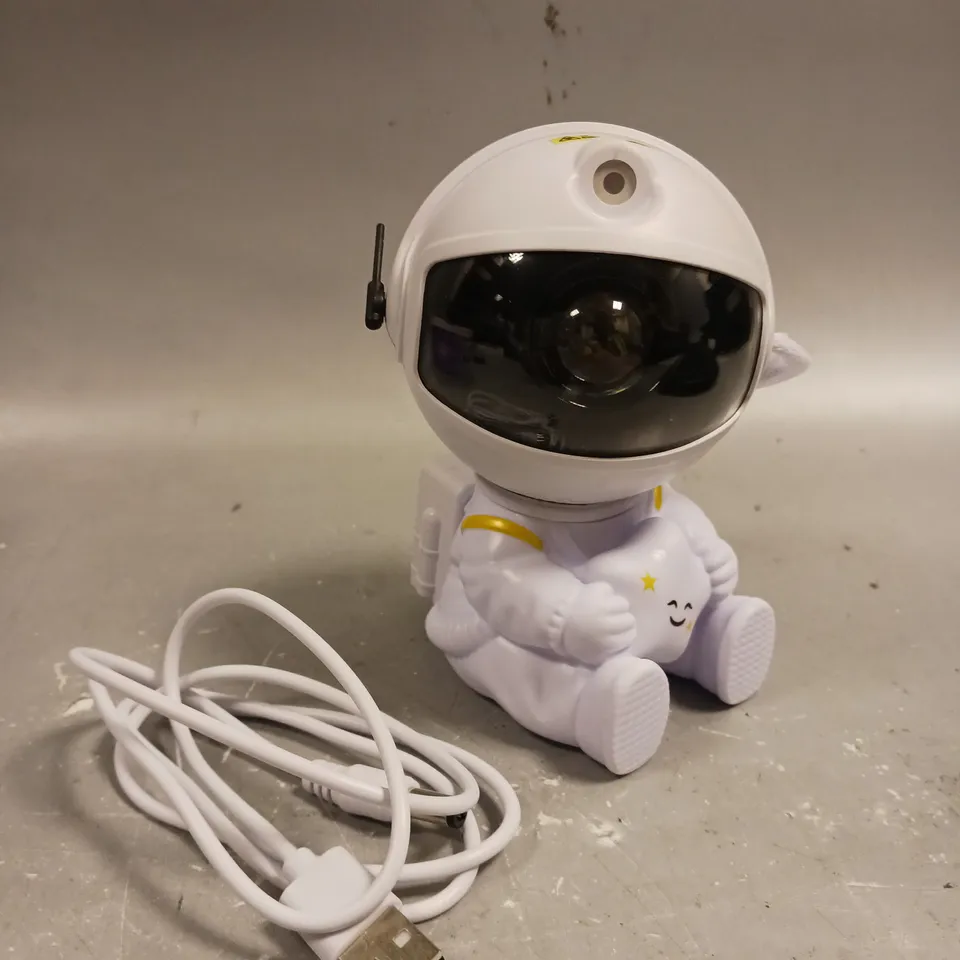 BOXED ASTRONAUT NEBULA PROJECTOR 