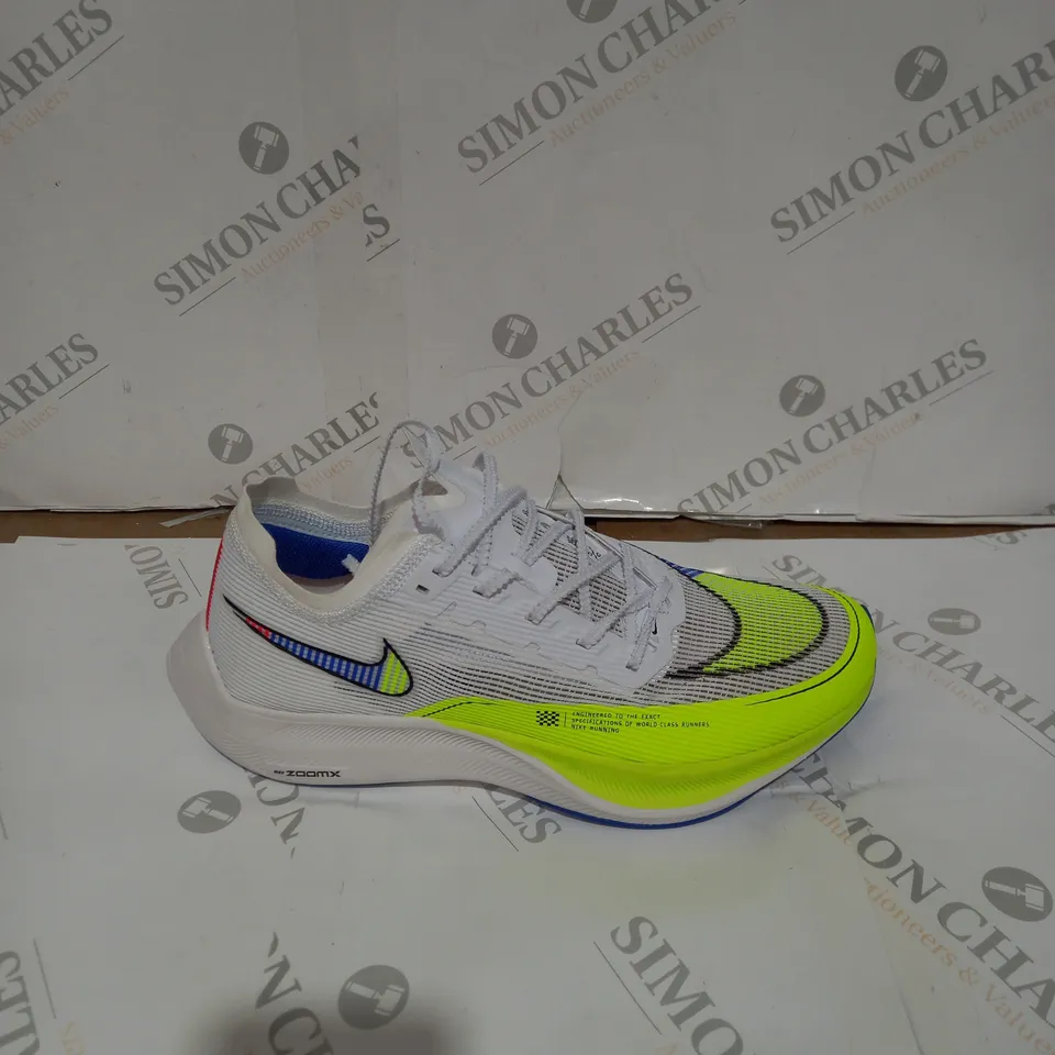 PAIR OF NIKE ZOOM X RUNNING SHOE'S -WHITE/BLUE/NEON, SIZE 9.5