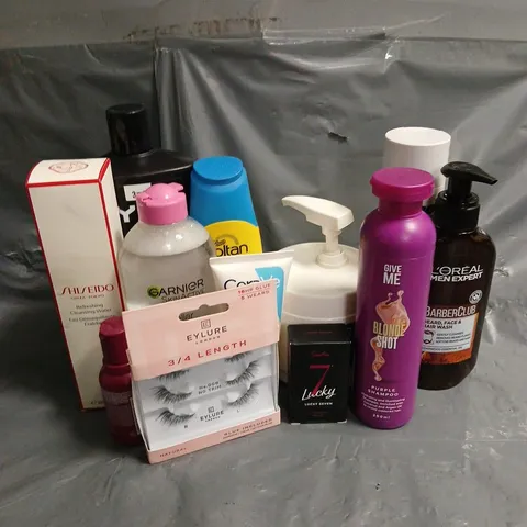 APPROXIMATELY 20 ASSORTED HEALTH & BEAUTY PRODUCTS TO INCLUDE GIVE ME BLONDE SHOT, TONI&GUY SHAMPOO, CERAVE MOISTURISING CREAM, ETC