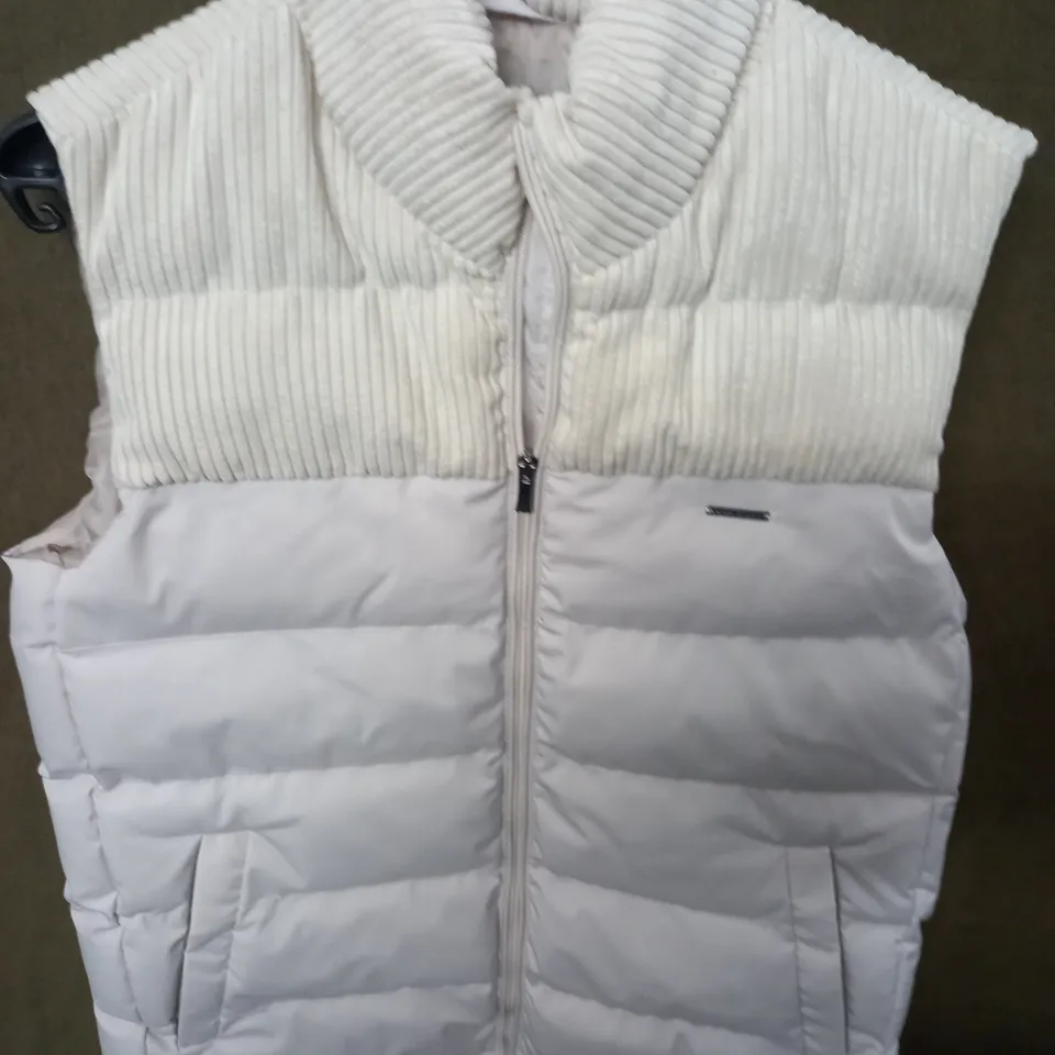 BRAND NEW MOSES KUSHNER TWO TEXTURE PADDED GILET IN WHITE - 48