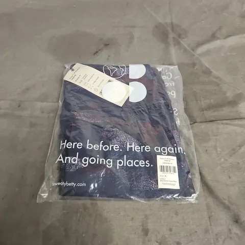 LULULEMON POWER 7/8 WORKOUT LEGGINGS IN BLUE SPRAY CAMO PRINT SIZE M