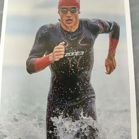 ZONE3 ADVANCE WETSUIT SIZE MT