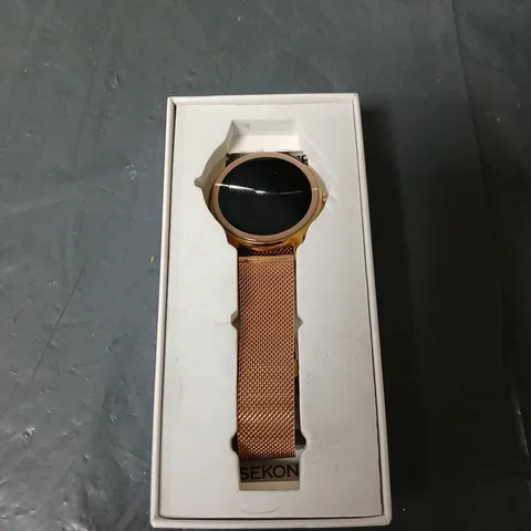 SEKONDA SMARTWATCH – ROSE GOLD MESH STRAP (BOXED) - CRACKED FACE 