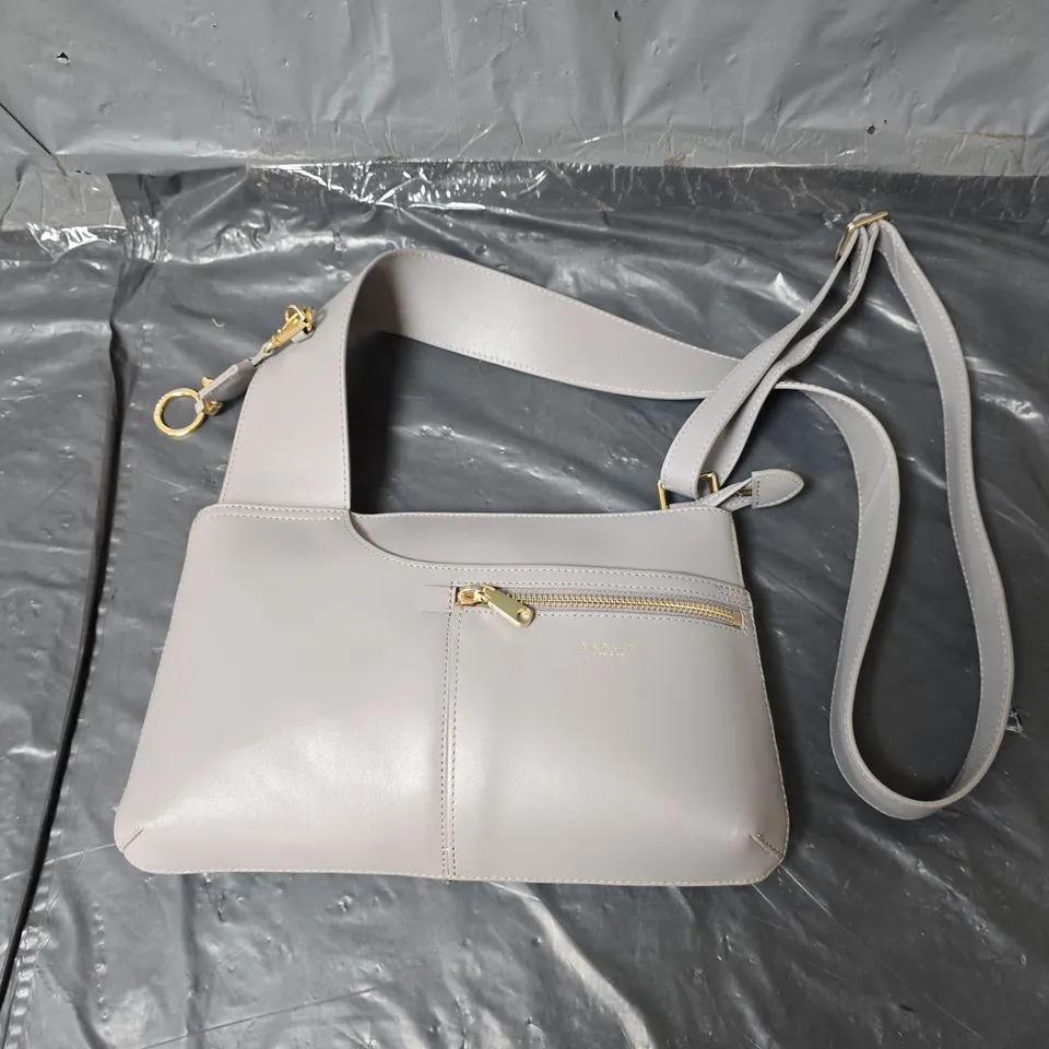 RADLEY LONDON POCKETS ICON SMALL ZIP TOP CROSSBODY BAG GREY 