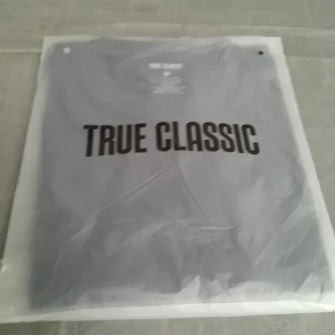 TRUE CLASSIC BLACK T-SHIRT SIZE L