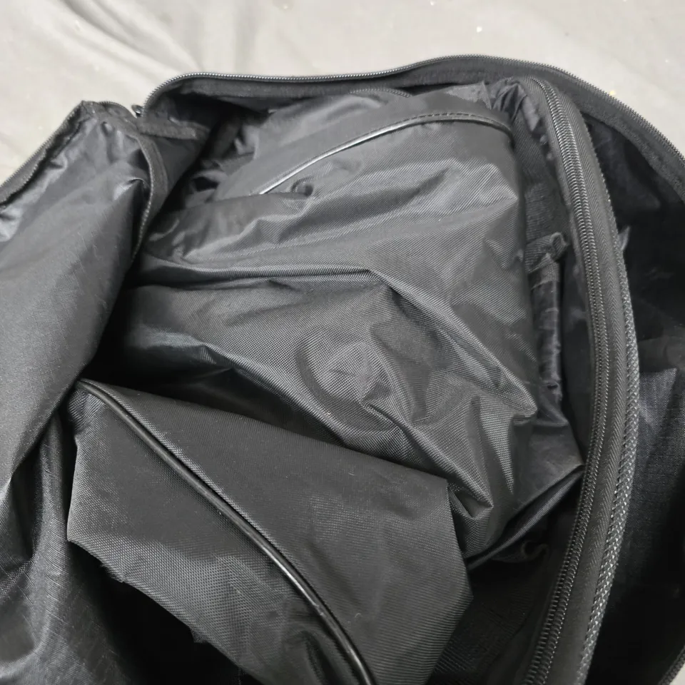 JB FOLDING EXPANDABLE WHEELED HOLDALL 