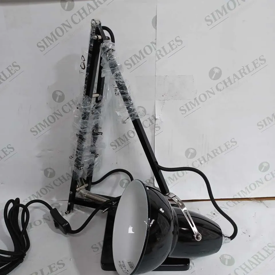 PACKAGED ANGLEPOISE MINI LED DESK LAMP