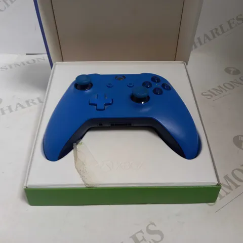 XBOX SHOCKBLUE WIRELESS CONTROLLER 