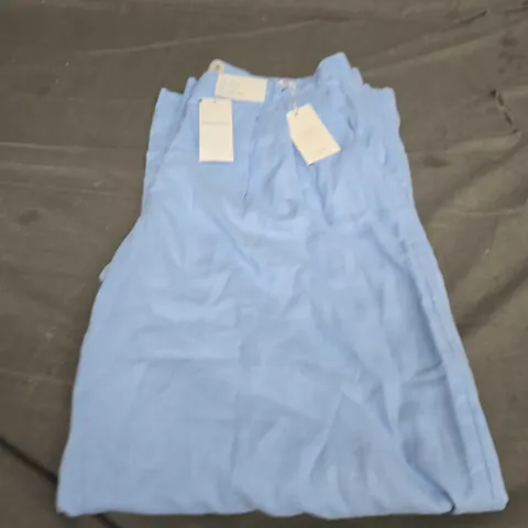 ABERCROMBIE AND FITCH WIDE LEG TROUSERS - SIZE W26