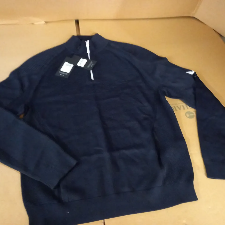 REISS CASTORE HALF ZIPPED RIBBED TOP IN BLACK - M