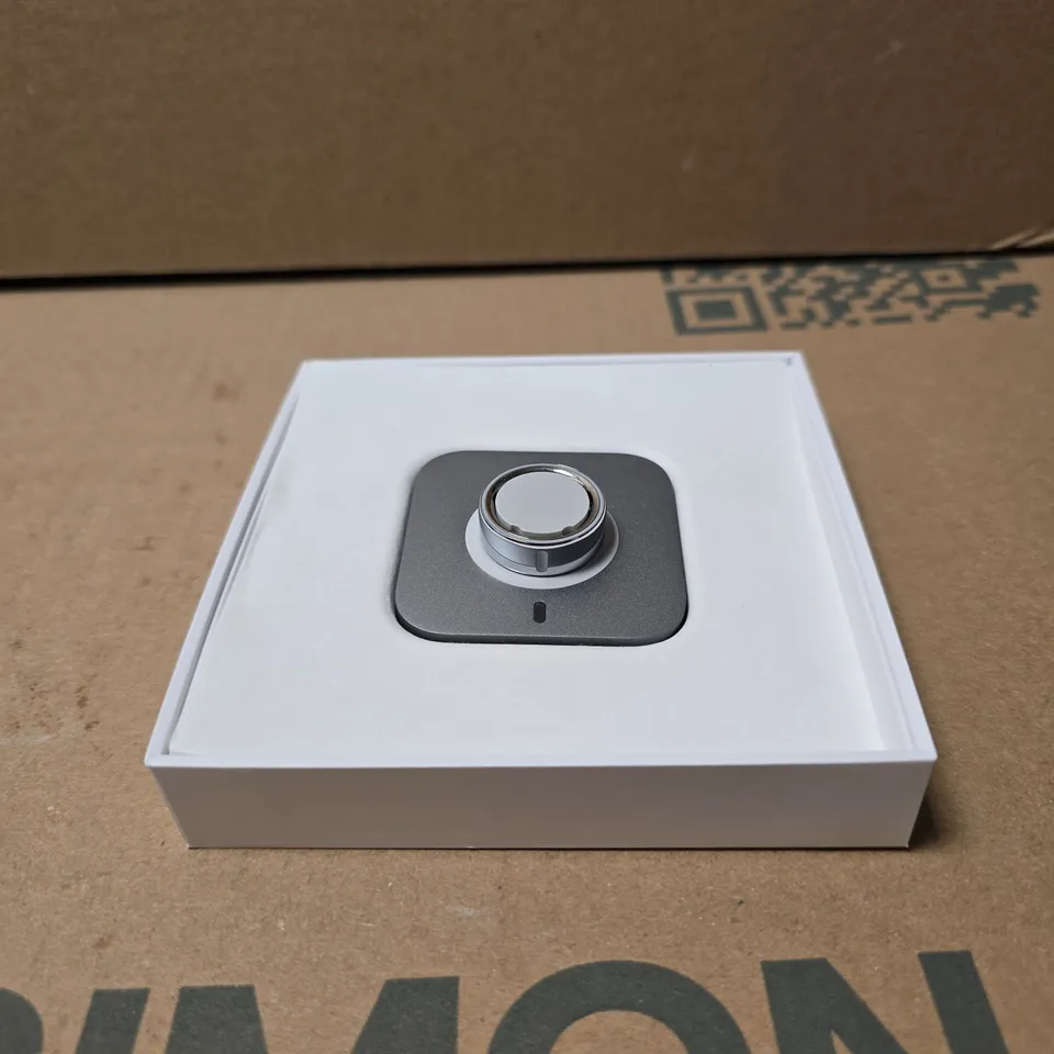 OURA RING 4 - SILVER, BOXED (UK SIZE 7)