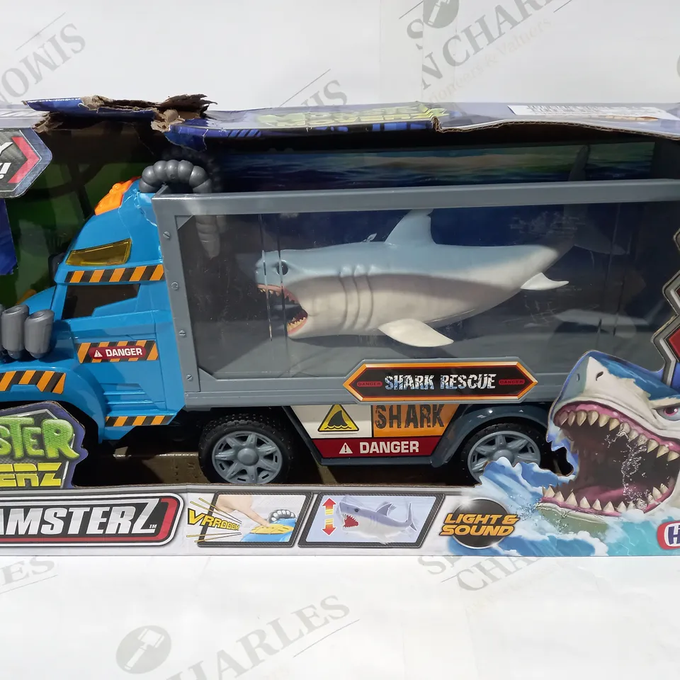 TEAMSTERZ MONSTERZ TRANSPORTER - SHARK RRP £21.9