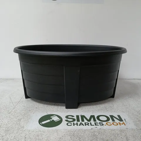 BLACK PLASTIC PLANTER TUB
