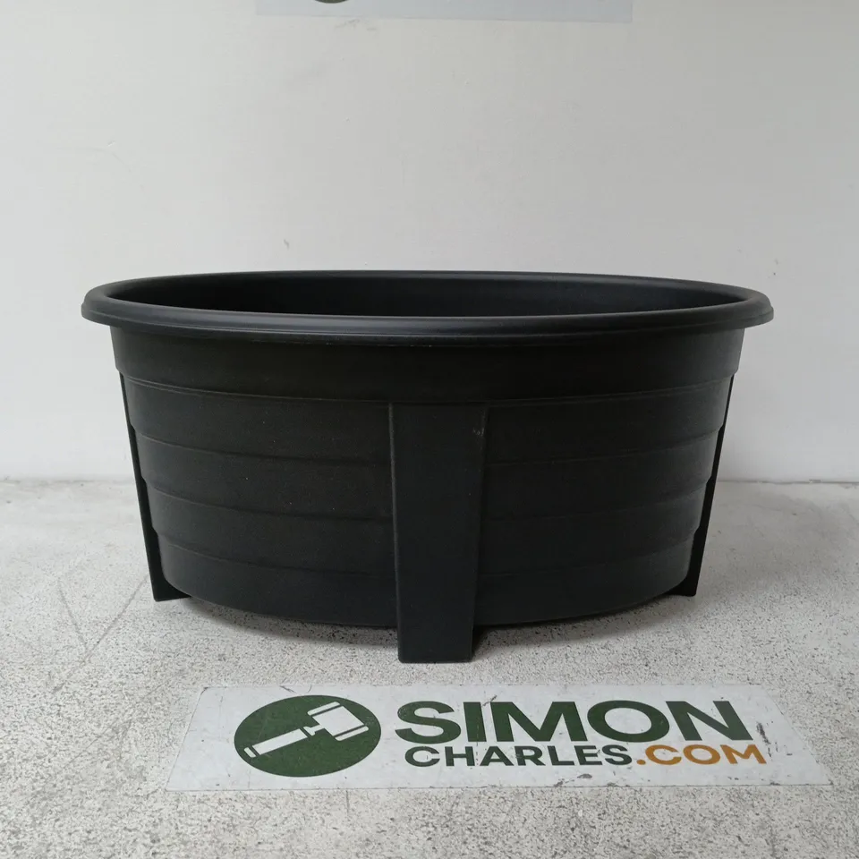 BLACK PLASTIC PLANTER TUB