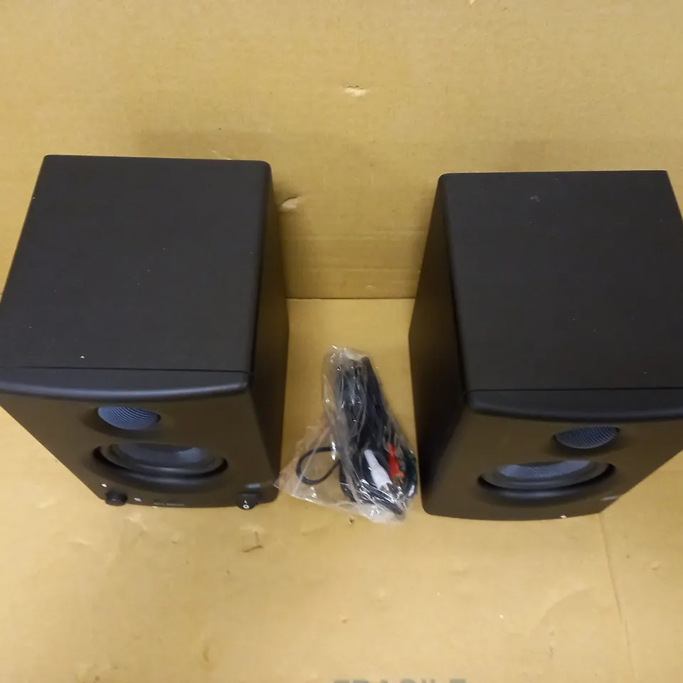 PRESONUS ERIS E3.5 BT 3.5" NEAR FIELD STUDIO MONITORS