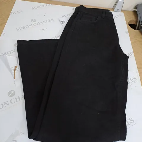 BERSHKA BLACK WIDE LEG DENIM JEANS SIZE 38