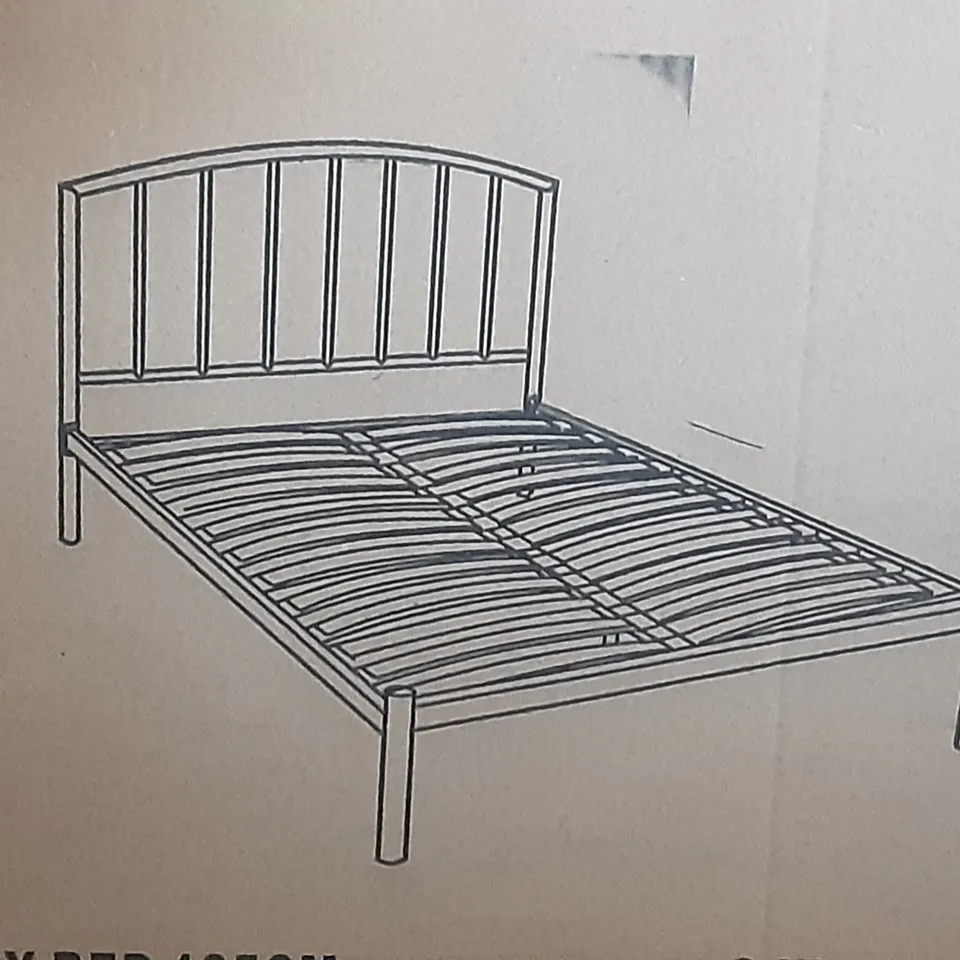 BOXED ONYX BED 135 CM  IN SATIN BLACK - 2 BOXES 