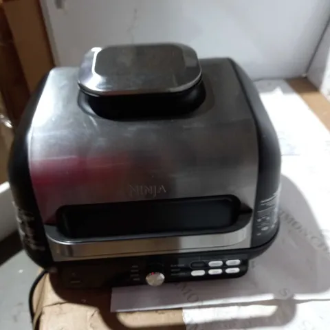 BOXED NINJA MAX HEALTH GRILL & AIR FRYER