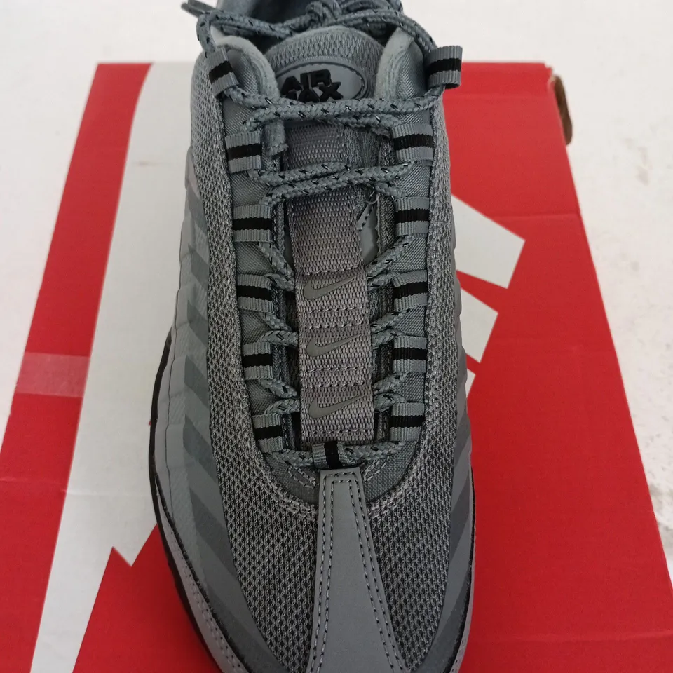 NIKE AIR MAX 95 UL (GREY/BLACK) SIZE 7.5