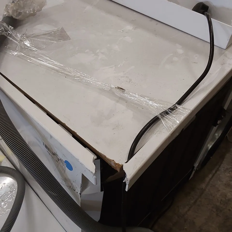 HISENSE FREESTANDING STANDARD DISHWASHER IN WHITE, MODEL: HS622E90WUK